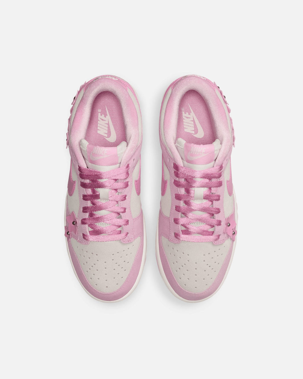 Nike Nike Women's Dunk Low SE Pink