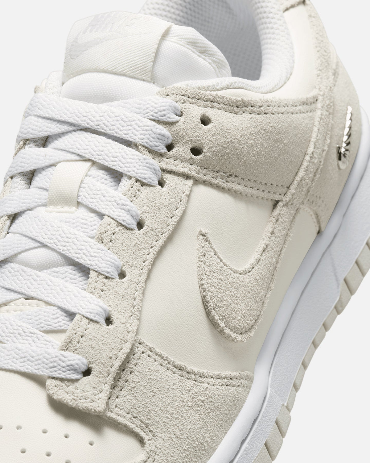 Nike Nike Women's Dunk Low Suede Sail