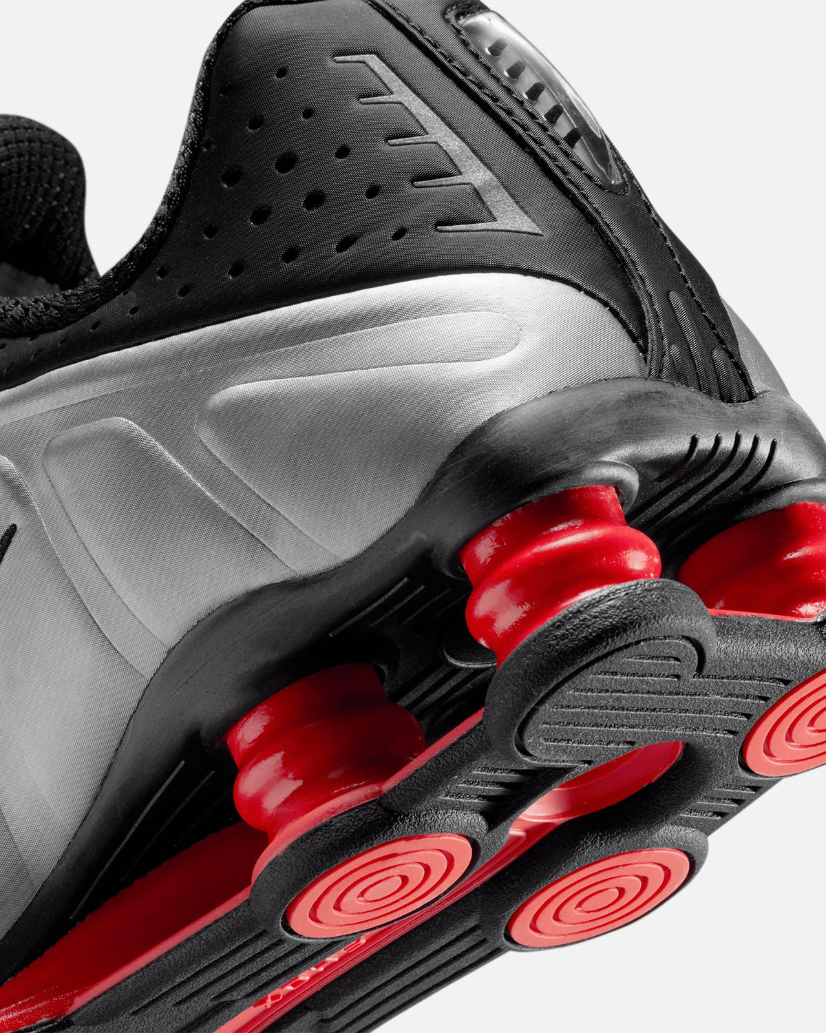 Nike Classic Nike Women's Shox R4 Black/Silver