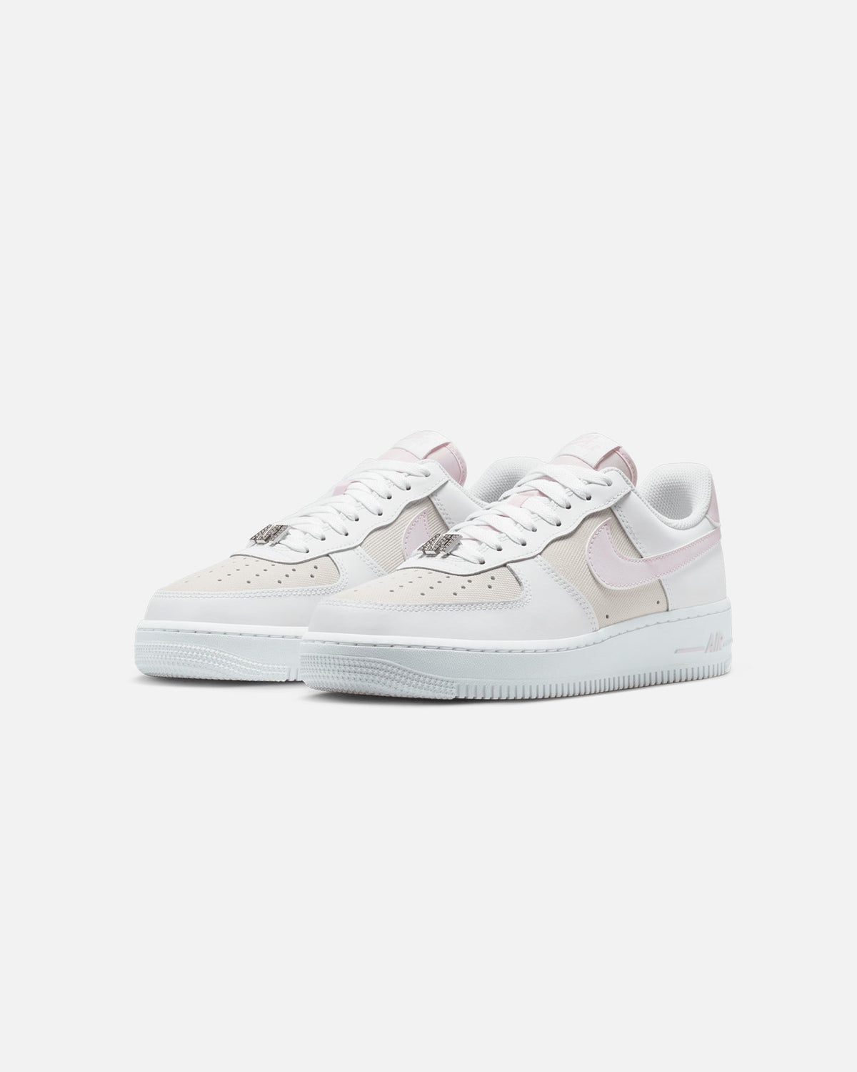 Nike Premium Nike Women's Air Force 1 '07 SE White