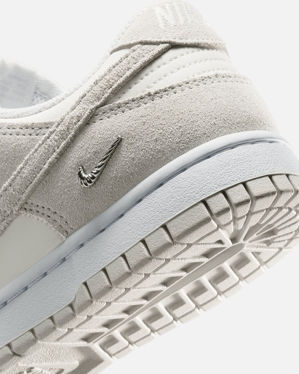 Nike Nike Women's Dunk Low Suede Sail