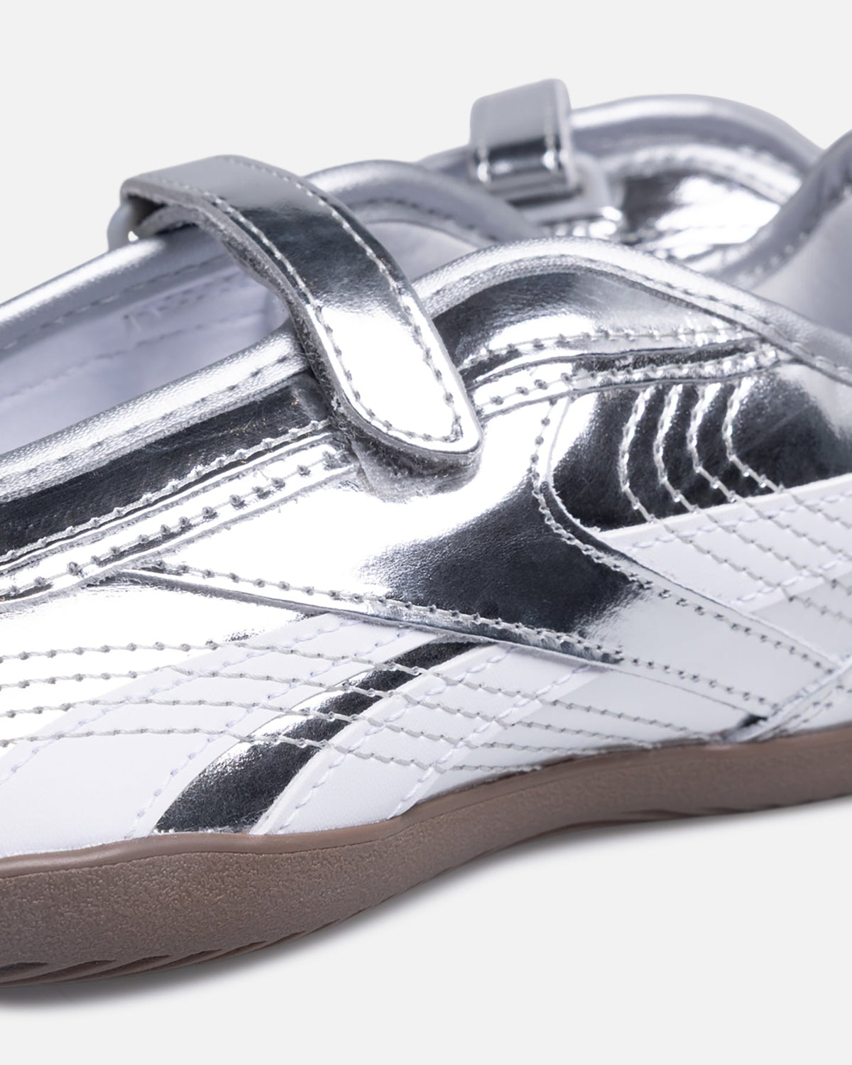 REEBOK Reebok Women's Ultra Lo Mary Jane Silver/White
