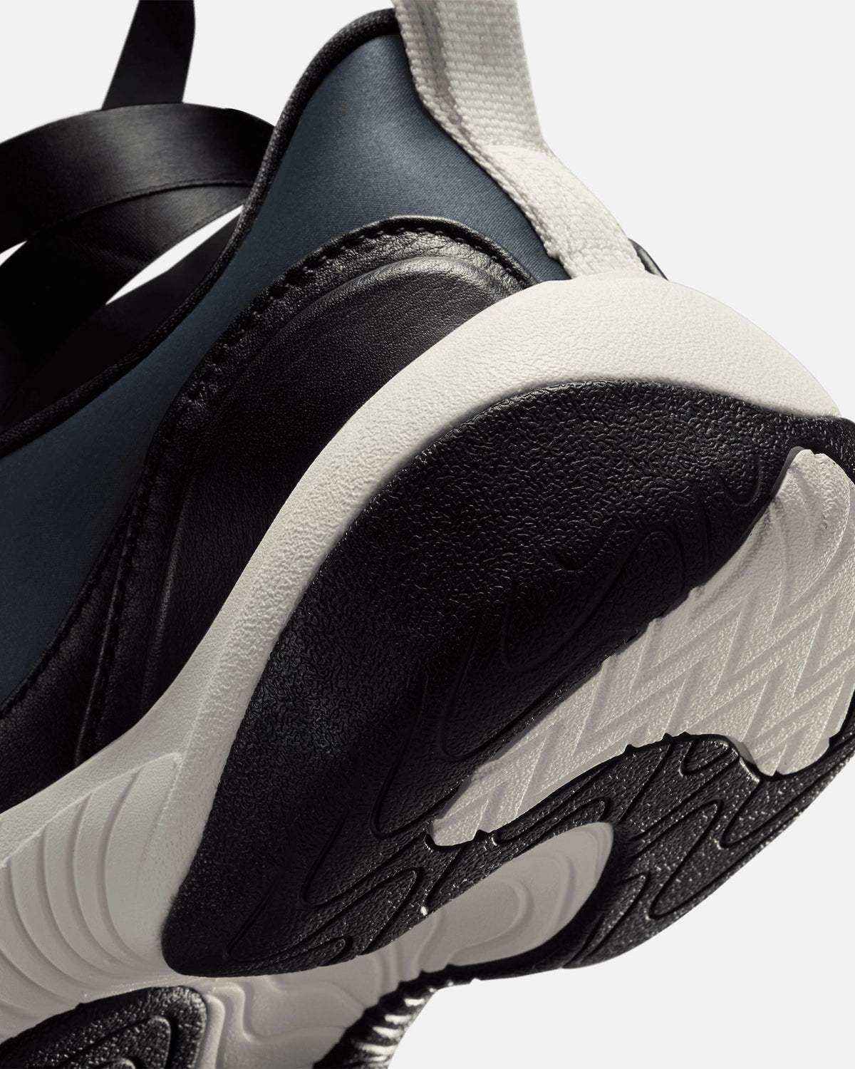 JORDAN Jordan Women's Pointe Black/Sail