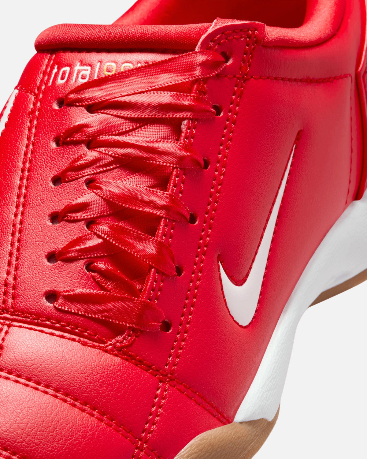 Nike Nike Women's Total 90 University Red