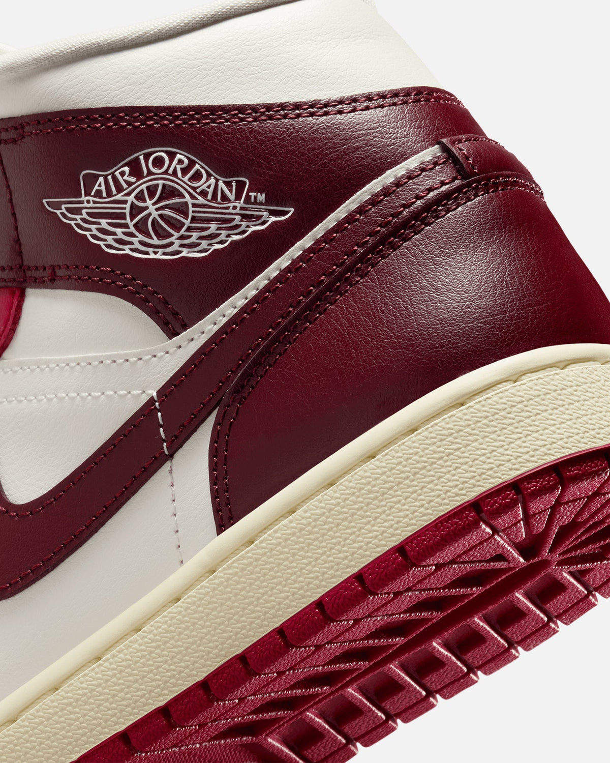 JORDAN Jordan Women's Air Jordan 1 Mid Sail