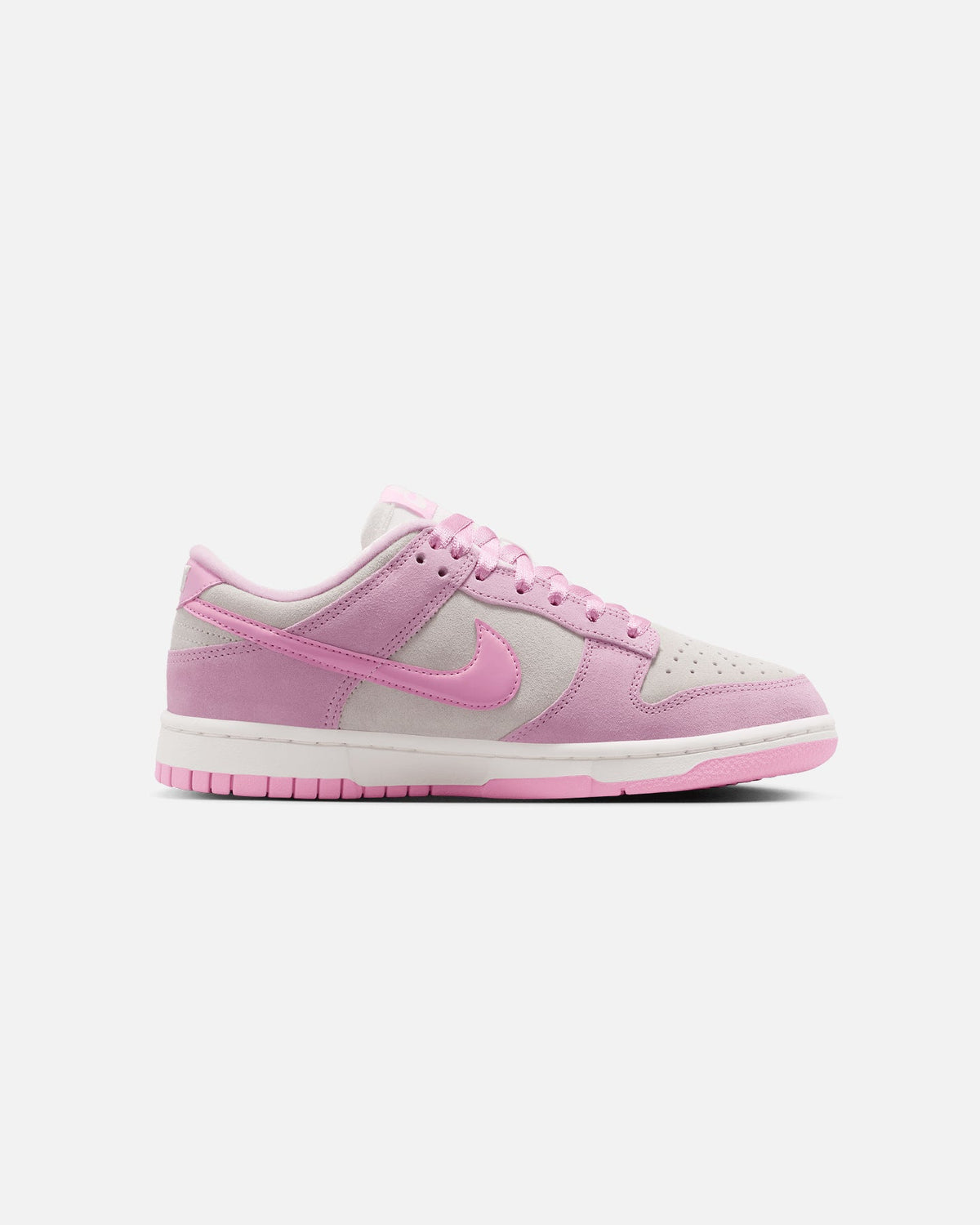Nike Nike Women's Dunk Low SE Pink