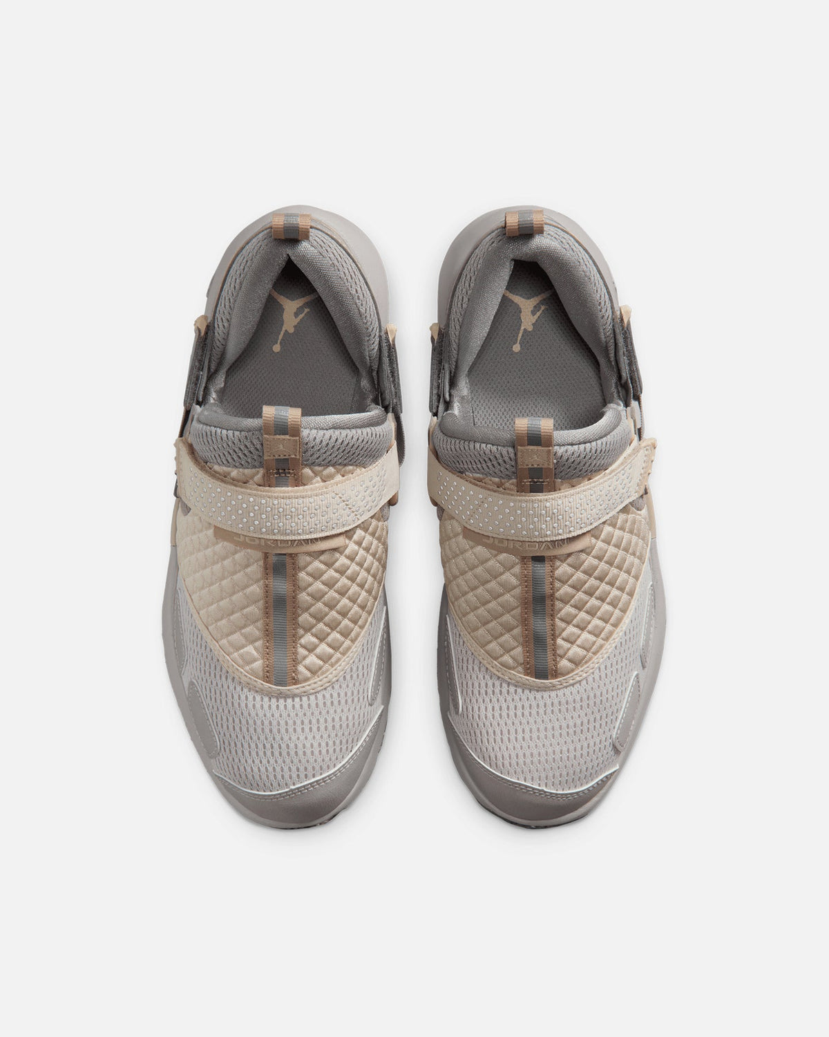 JORDAN Official Jordan Women's Trunner LX Lt Iron Ore