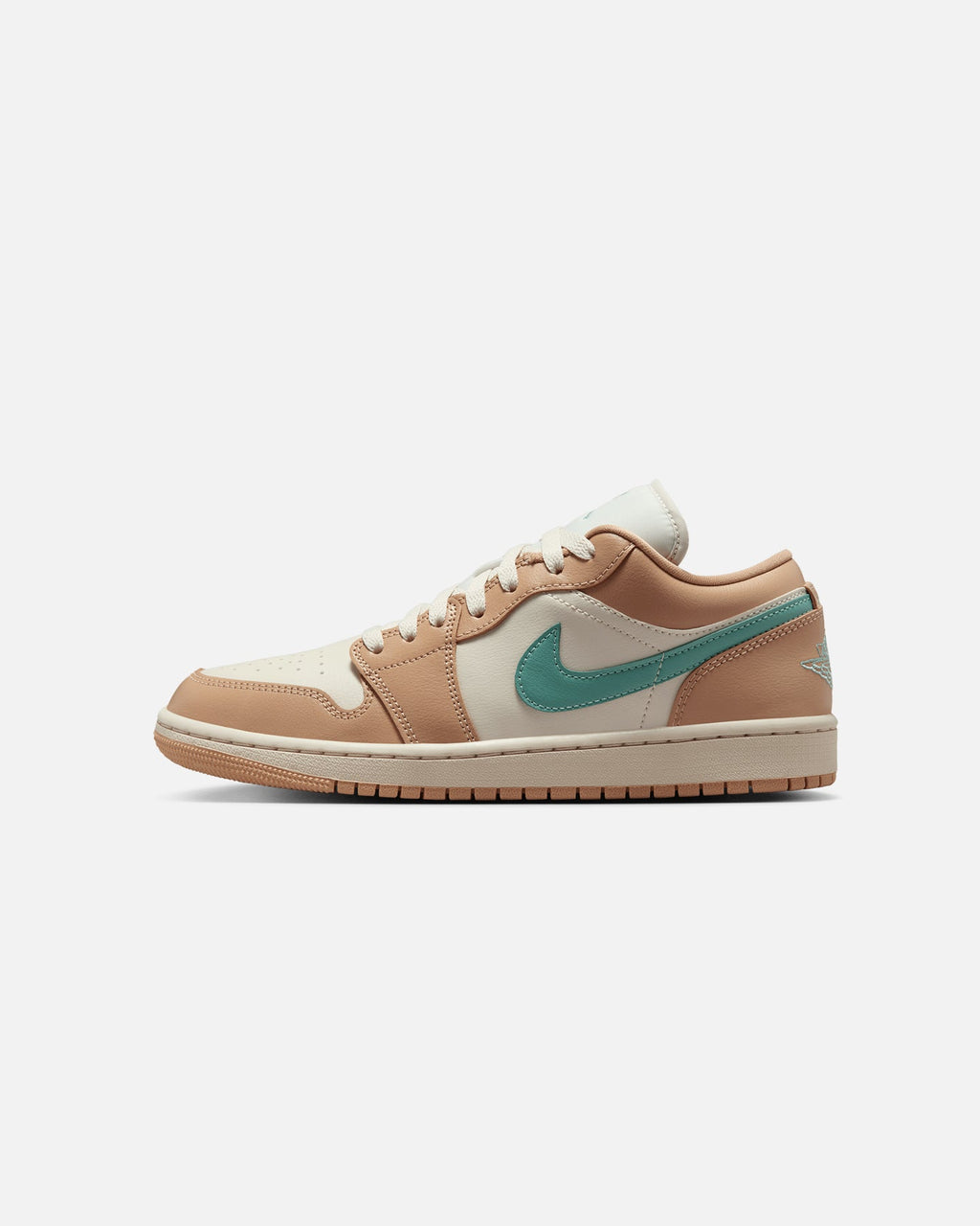 JORDAN Official Jordan Women's Air Jordan 1 Low Lt Orewood Brown