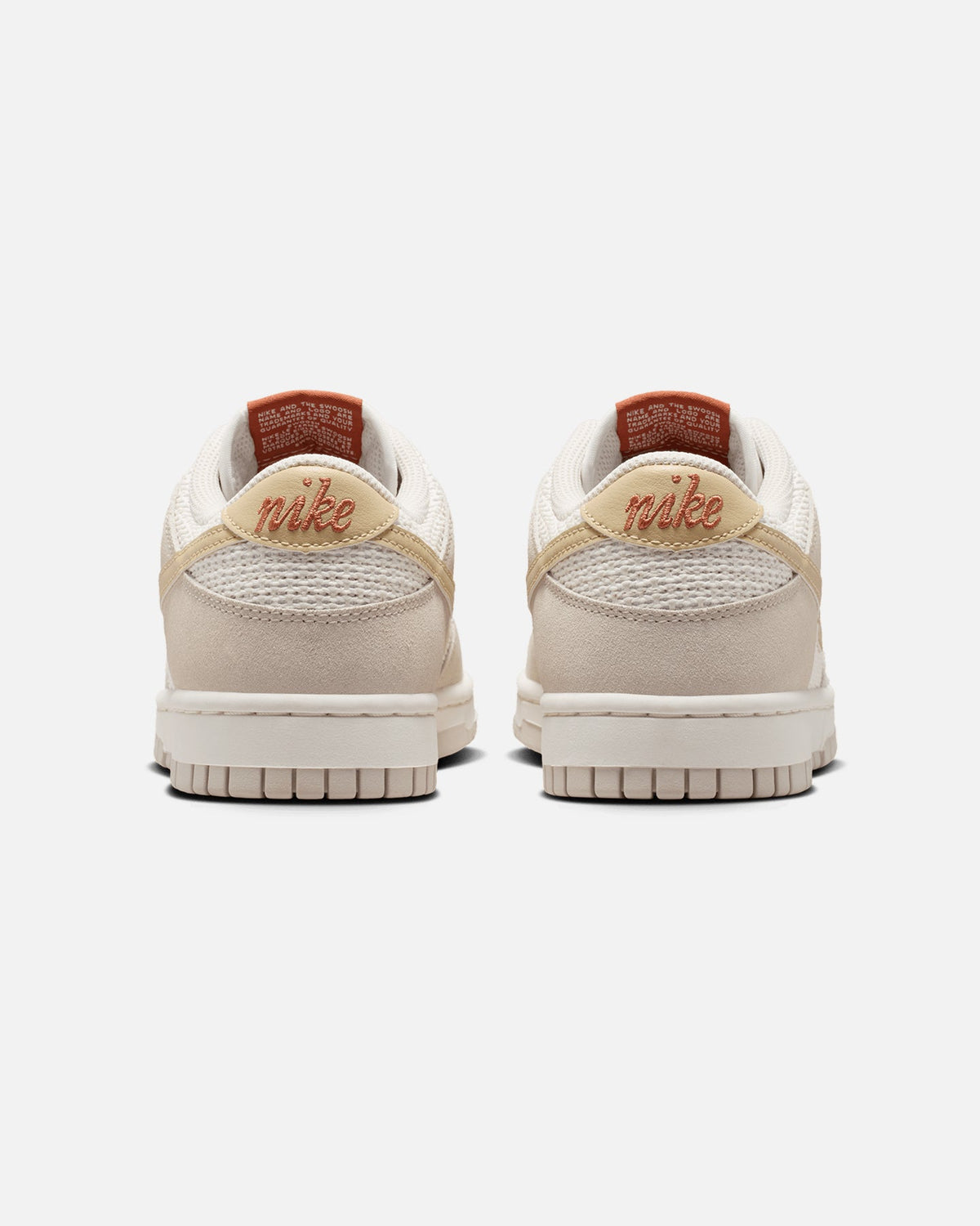 Nike Classic Nike Women's Dunk Low SE Sail