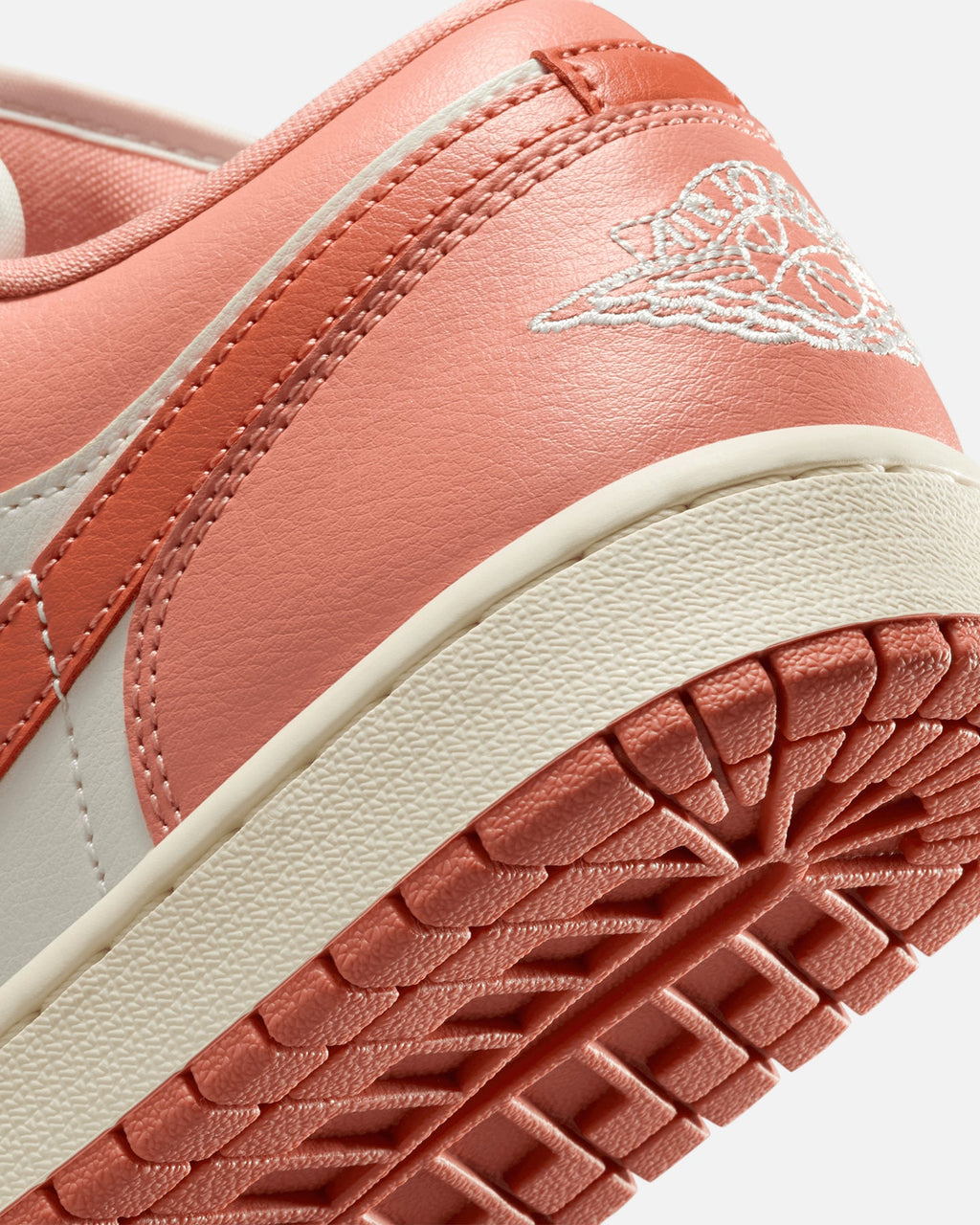 JORDAN Jordan Women's Air Jordan 1 Low Sail/Madder Root