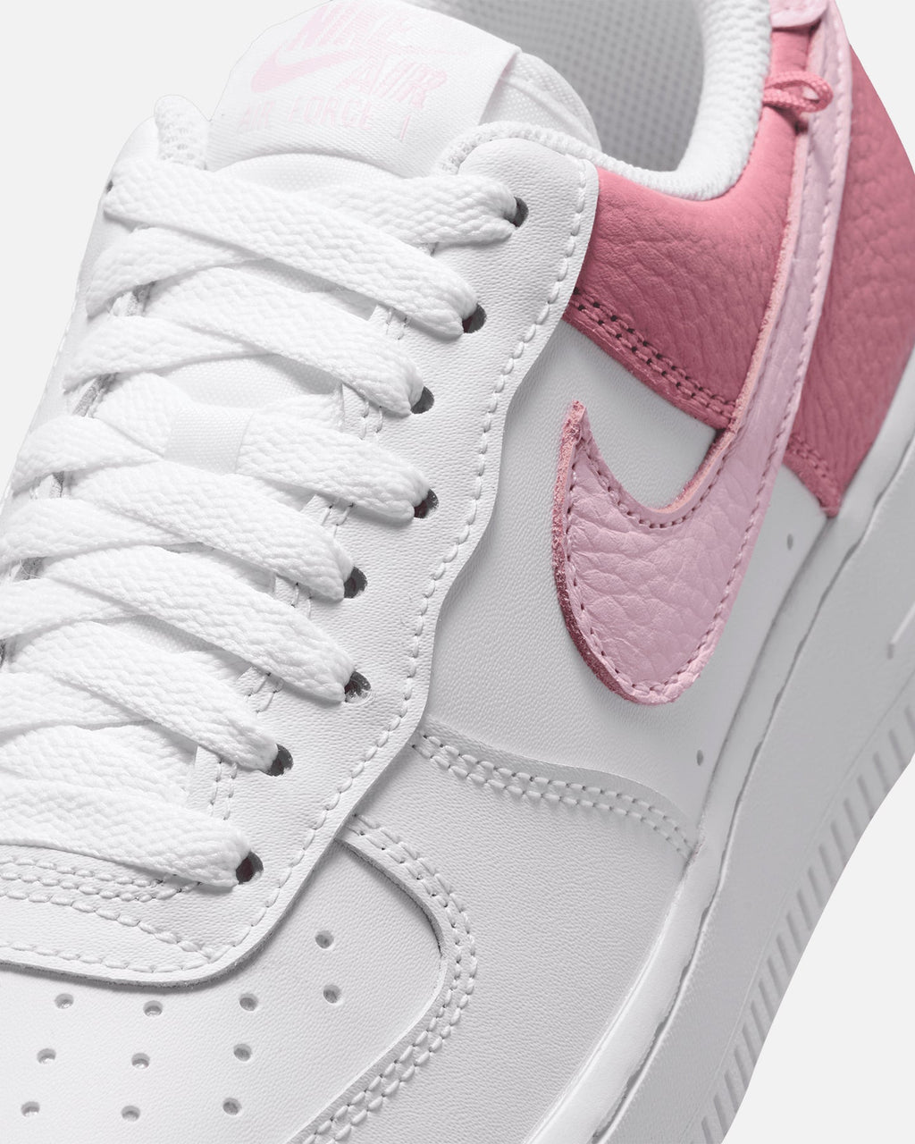 Nike Nike Women's Air Force 1 '07 White/Pink