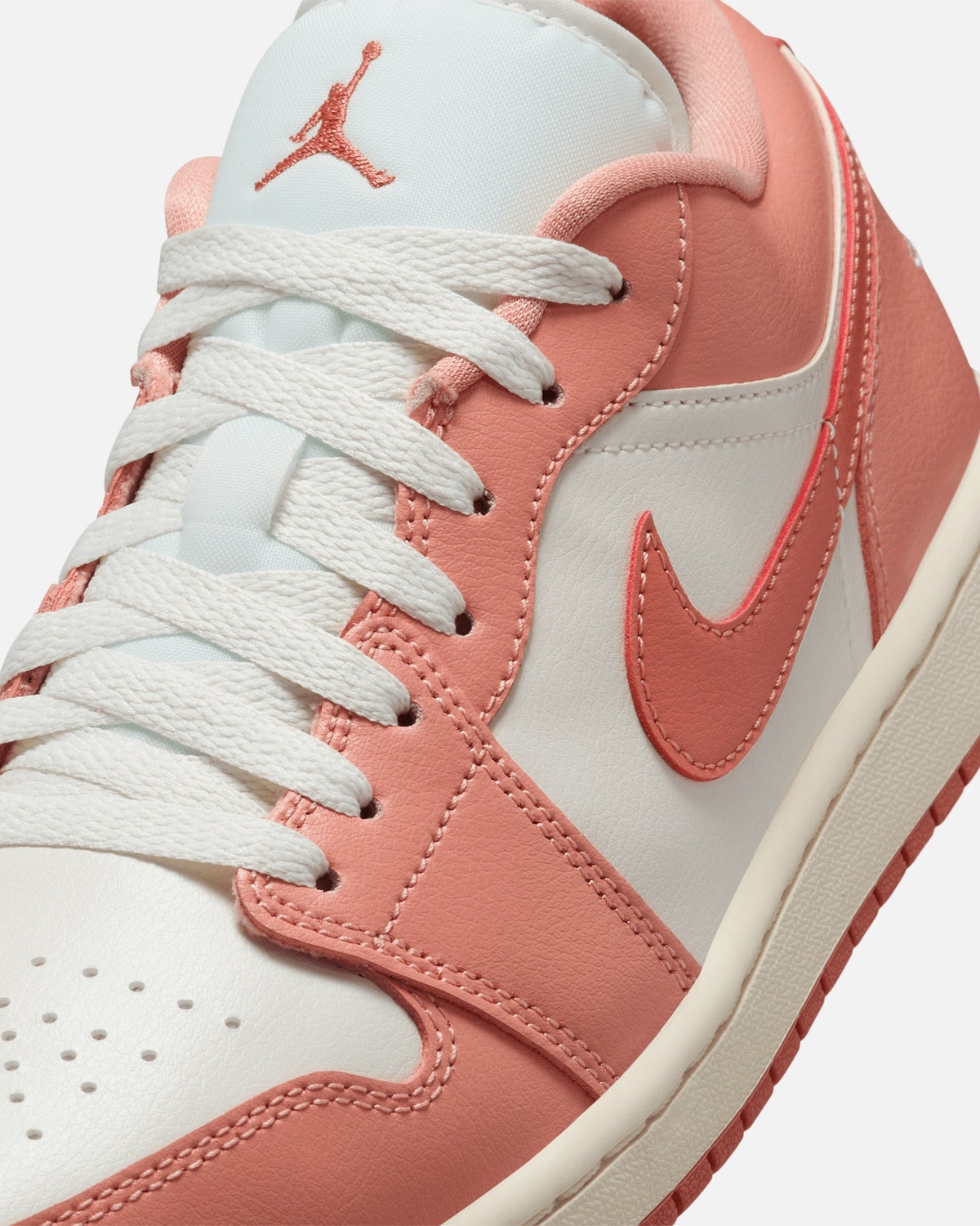 JORDAN Jordan Women's Air Jordan 1 Low Sail/Madder Root