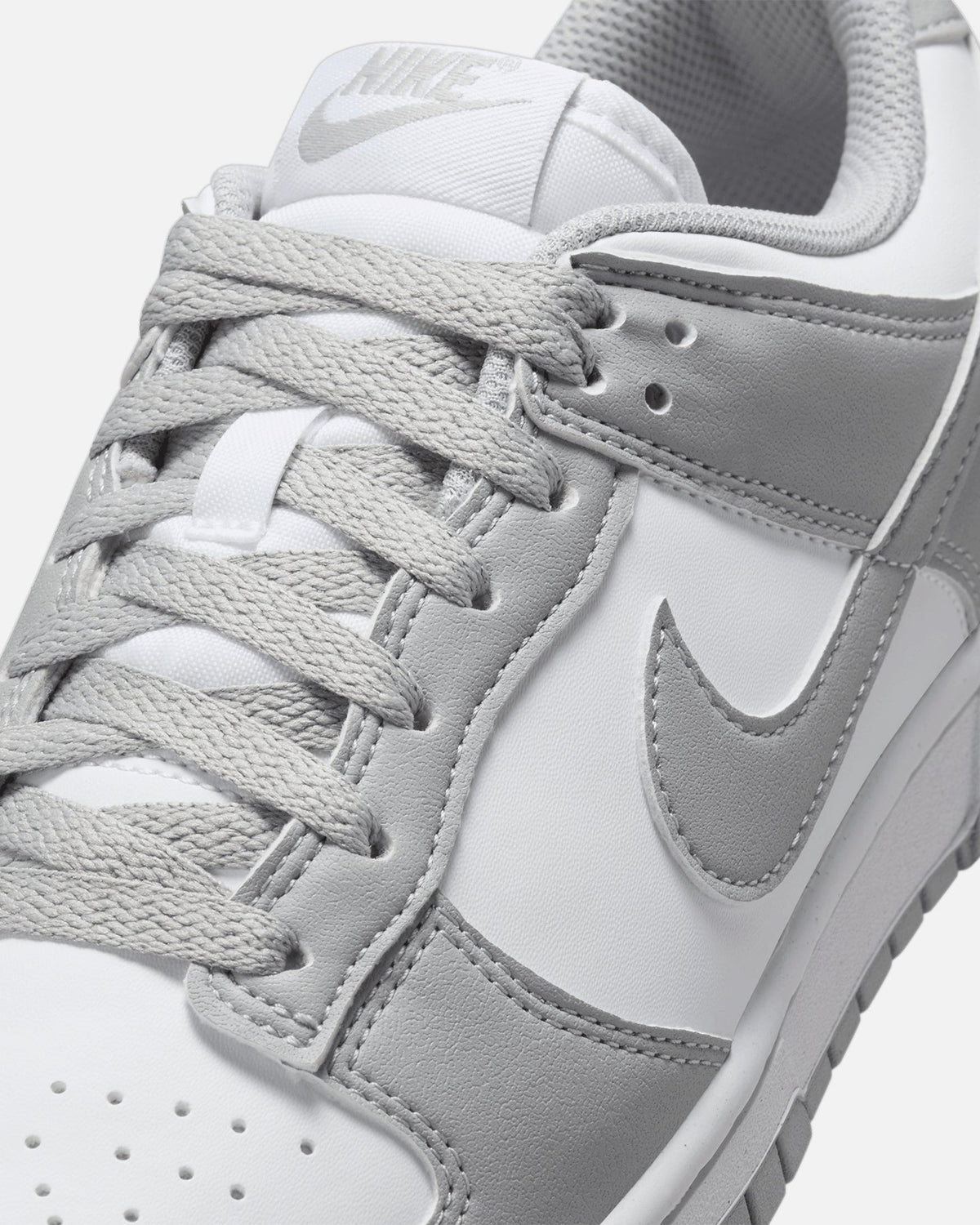Nike Nike Women's Dunk Low Next Nature "Grey" White/Smoke Grey